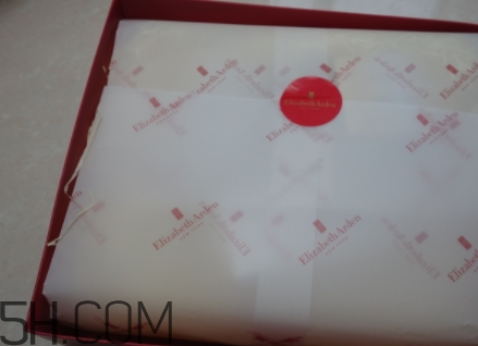 雅頓面霜怎么用？雅頓面霜早晚用嗎？