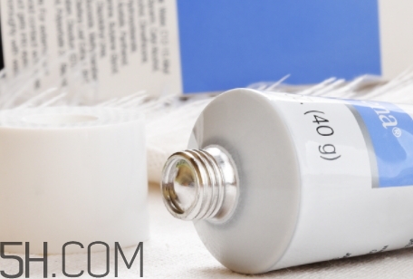 a醇和a酸哪種護(hù)膚好用？a醇和a酸可以一起用嗎