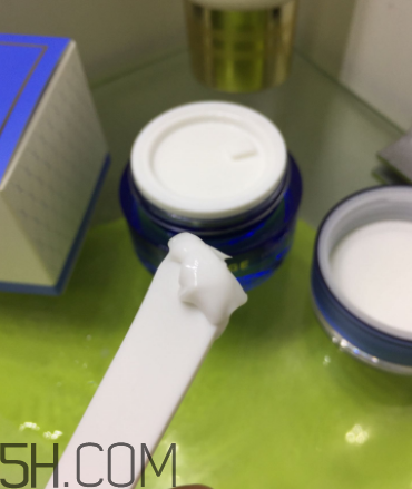 蘭芝致美眼霜適合多大年齡？適合什么膚質？