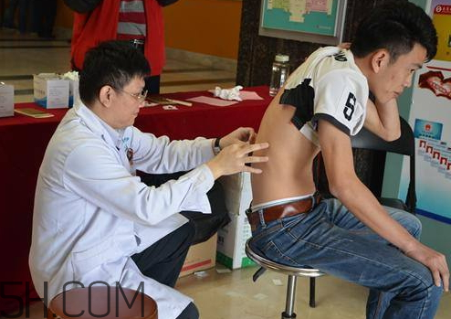 貼三九貼皮膚起泡怎么回事 貼三九貼皮膚起泡怎么辦 貼三九貼皮膚起泡怎么回事 貼三九貼皮膚起泡怎么辦