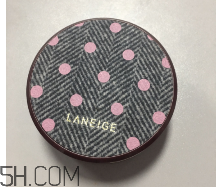 蘭芝氣墊霜控油嗎？蘭芝氣墊霜適合油皮嗎？