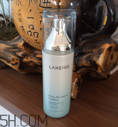 蘭芝臻白乳液適合什么膚質？什么季節(jié)？