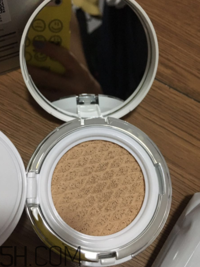 蘭芝啞光氣墊霜能防曬嗎？有哪些功效？