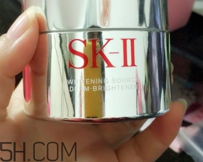 雅頓和sk2哪個好用？伊麗莎白雅頓和skii對比