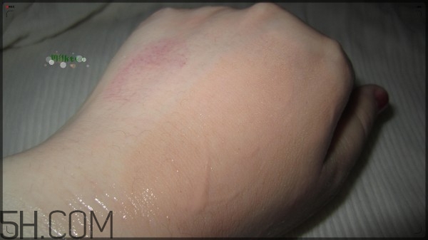 卸妝膏可以當(dāng)洗面奶用嗎？用自然哲理洗面奶還用先卸妝嗎？