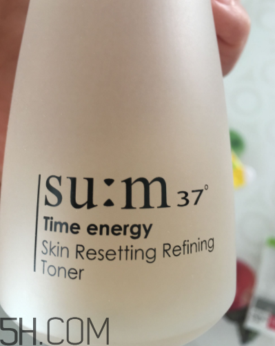 sum37修膚水是爽膚水嗎？功效是什么？
