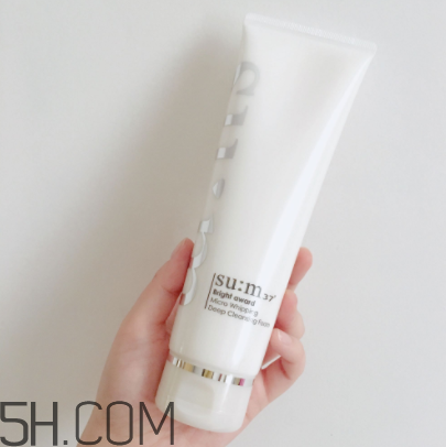 sum37泡沫潔面膏洗后緊繃嗎？干皮能用嗎？