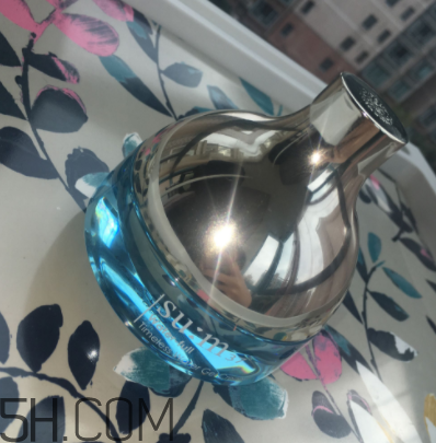 sum37哪款面霜適合油皮？哪款面霜適合夏天？