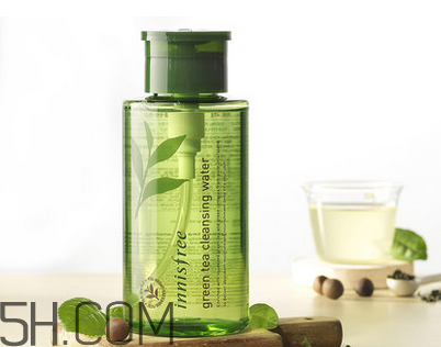 悅詩風(fēng)吟卸妝水好用嗎？只涂cc霜需要卸妝水嗎？