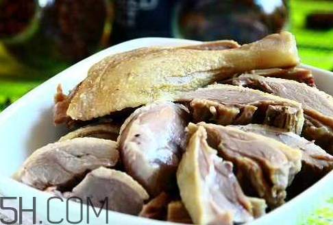 鴨子腌幾天可以曬 鴨子腌制最佳方法 鴨子腌幾天可以曬 鴨子腌制最佳方法