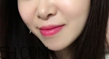 sum37花瓣唇釉哪個色號最火？哪個色號最好看？