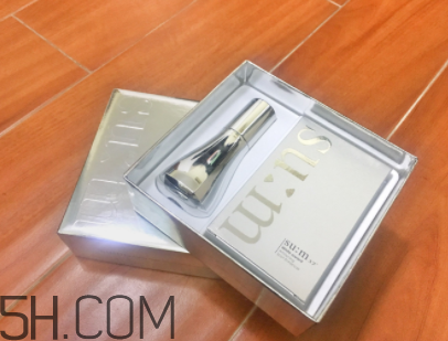 sum37淡斑小手電是什么？用在哪一步？