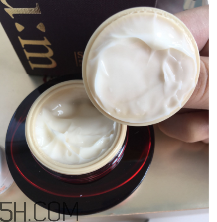 su:m37度蘇秘呼吸眼霜適合什么膚質(zhì)？什么季節(jié)？