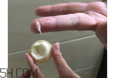 su:m37度蘇秘呼吸眼霜適合什么膚質(zhì)？什么季節(jié)？