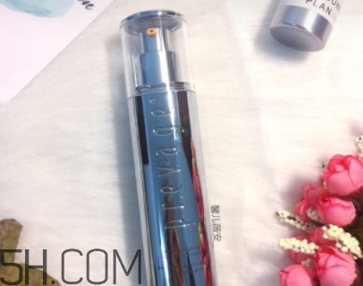 雅頓橘燦精華有幾款？雅頓橘燦精華和橘燦加強(qiáng)版精華區(qū)別