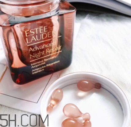 雅頓膠囊和小棕瓶膠囊哪個好？雅頓金膠和小棕瓶對比