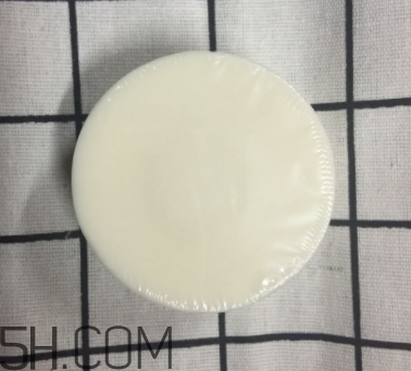 雪肌精泡沫洗顏皂適合干皮嗎？洗后緊繃嗎？