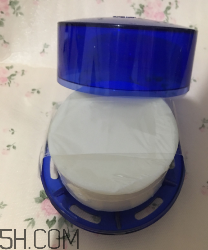 雪肌精泡沫洗顏皂適合干皮嗎？洗后緊繃嗎？