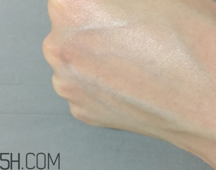 雅頓銀級(jí)眼霜怎么樣？伊麗莎白雅頓銀級(jí)眼霜多少錢(qián)