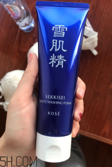 雪肌精洗面奶哪款適合敏感皮？哪款適合干皮？