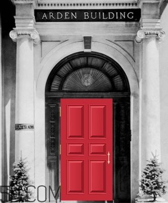 伊麗莎白雅頓紅門(mén)香水適合什么年齡？