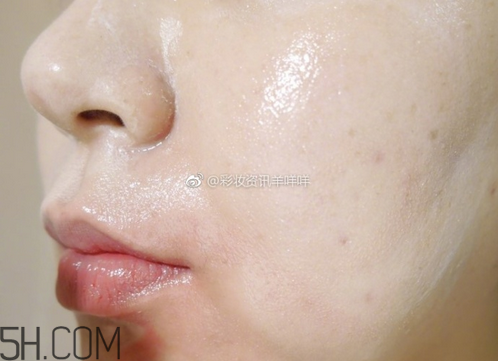 哪種防曬噴霧不用卸妝？雪肌精卸妝油使用評價(jià)