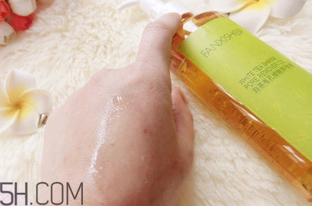 凡茜卸妝油和dhc哪個好用？日本fancl納米卸妝油好用嗎？