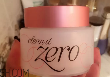 愛茉莉唇釉怎么卸妝？怎么做能使卸妝膏乳化？