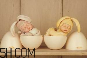 怎么判斷新生兒黃疸狀況？怎么才能讓寶寶喜歡喝水？