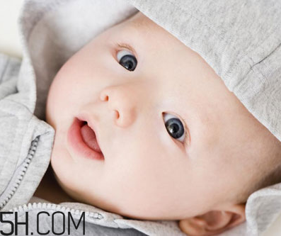 怎么判斷新生兒黃疸狀況？怎么才能讓寶寶喜歡喝水？