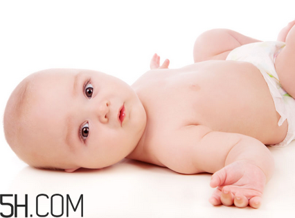 怎么判斷新生兒黃疸狀況？怎么才能讓寶寶喜歡喝水？