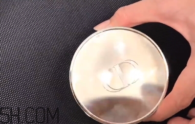 dior2018花蜜氣墊粉底多少錢(qián)？迪奧花蜜氣墊粉底上市時(shí)間