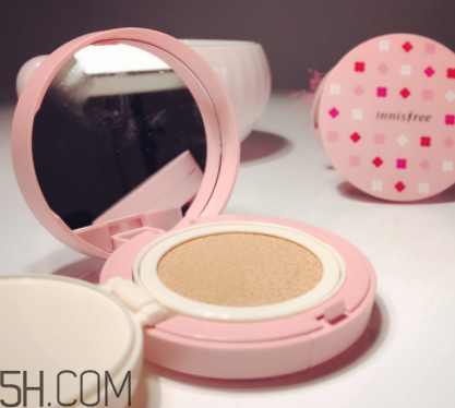 悅詩風(fēng)吟氣墊粉凝霜怎么樣？悅詩風(fēng)吟氣墊粉凝霜測(cè)評(píng)