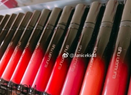 植村秀2018型色聚光唇萃色號(hào) 植村秀聚光唇萃試色