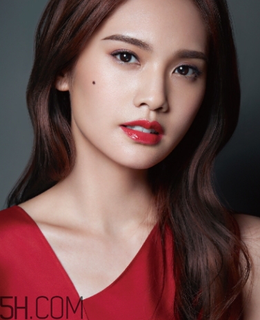 植村秀2018型色聚光唇萃多少錢(qián)？植村秀聚光唇萃怎么樣