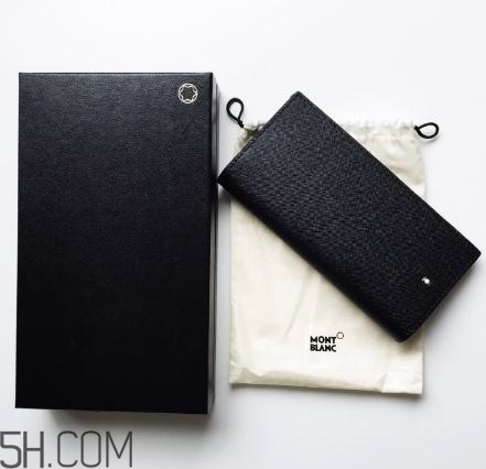 萬(wàn)寶龍錢(qián)包編號(hào)在哪里？萬(wàn)寶龍錢(qián)包真假查詢