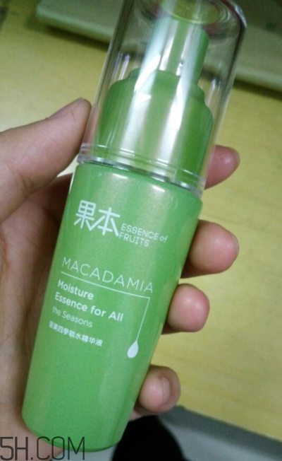 詩婷露雅保濕補(bǔ)水精華液使用心得_產(chǎn)品評測