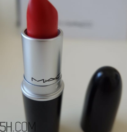 mac和tf口紅哪個(gè)好？mac魅可和tomford口紅對比