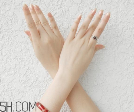 茱莉蔻 歐舒丹 瑰柏翠 資生堂護(hù)手霜對比 茱莉蔻 歐舒丹 瑰柏翠 資生堂護(hù)手霜對比