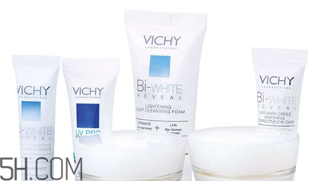 薇姿的護(hù)膚品好用嗎？美容院的護(hù)膚品好還是專柜的好？