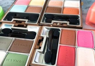 lunasol日月晶采2018春季馬卡龍彩妝多少錢(qián)？有什么？