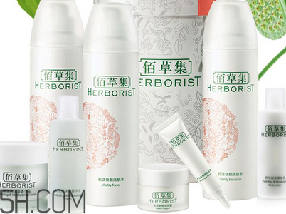 收縮毛孔的方法有哪些？佰草集護(hù)膚品好用嗎？