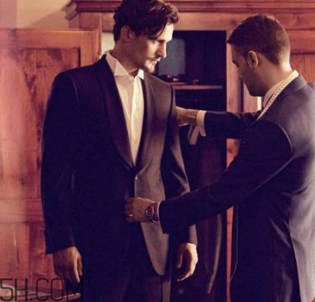 brioni西裝怎么樣？brioni和愛馬仕哪個(gè)好？