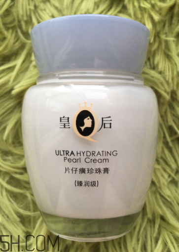 片仔癀珍珠膏夏天能用嗎？會(huì)不會(huì)很油？