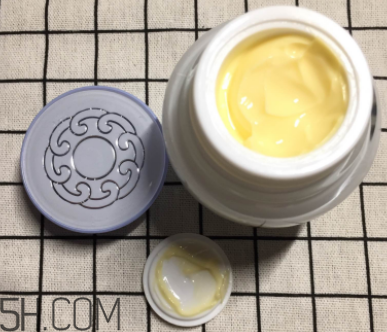 片仔癀珍珠膏為什么會過敏？成分分析