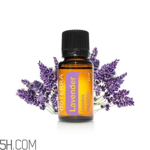 薰衣草精油泡腳的好處？薰衣草精油泡腳的方法？