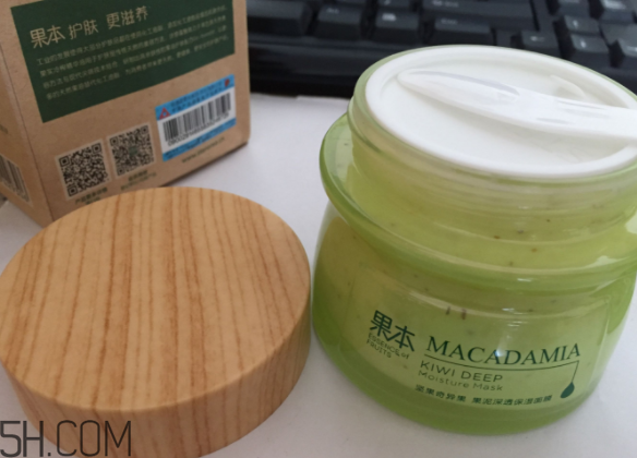 詩婷露雅果泥面膜什么功效？敷完要洗嗎？