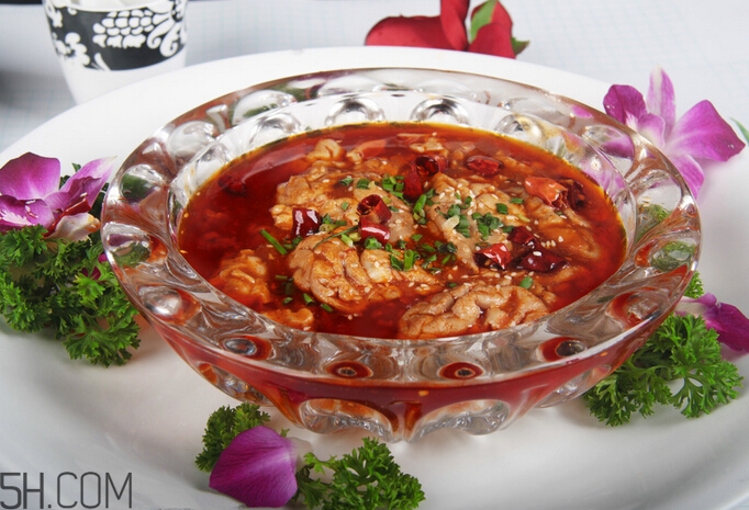 豬腦的功效與作用有哪些？豬腦有什么營(yíng)養(yǎng)價(jià)值？