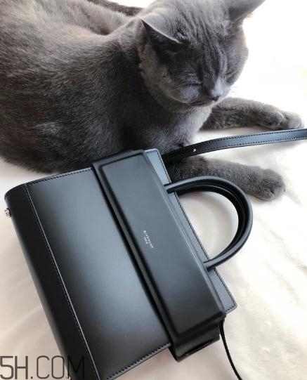 紀梵希包包一般多少錢？紀梵希包包價格