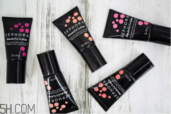 絲芙蘭柔光氣墊粉底液多少錢？絲芙蘭柔光氣墊腮紅多少錢？